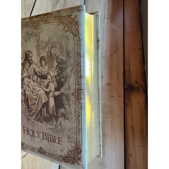 Large Holy Bible King James Version Family Heritage Edition World Publishing - Picture 3 of 4